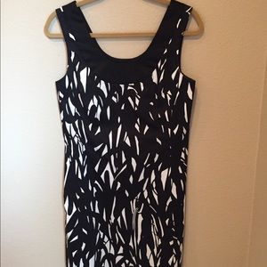 Black and white dress White House/Black Market